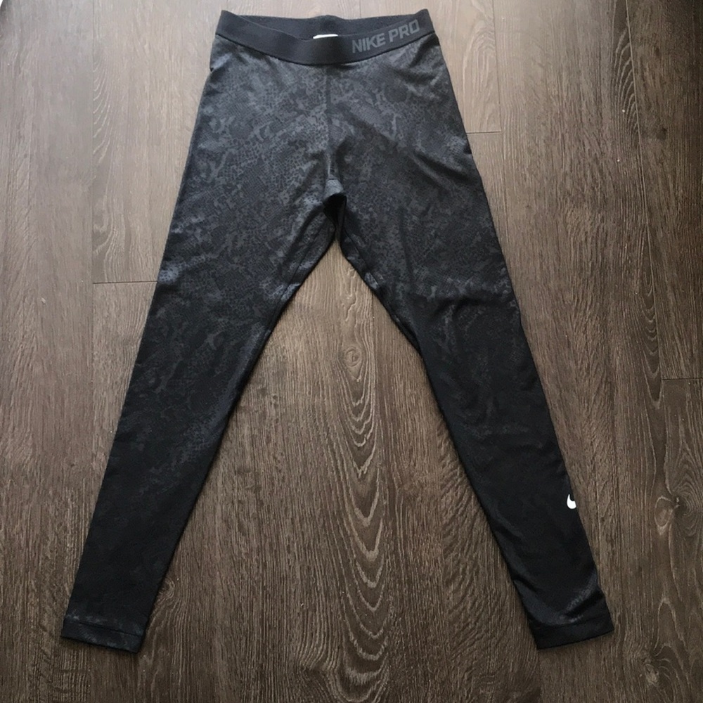 Nike Pro Women’s Dri-Fit Pant